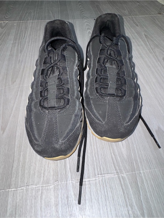 Nike Other - Woman Nike black Low-Profile air max  Sneakers